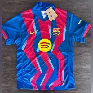 Brand New Nike Medium FC Barcelona Soccer Jersey Gavi Number 6